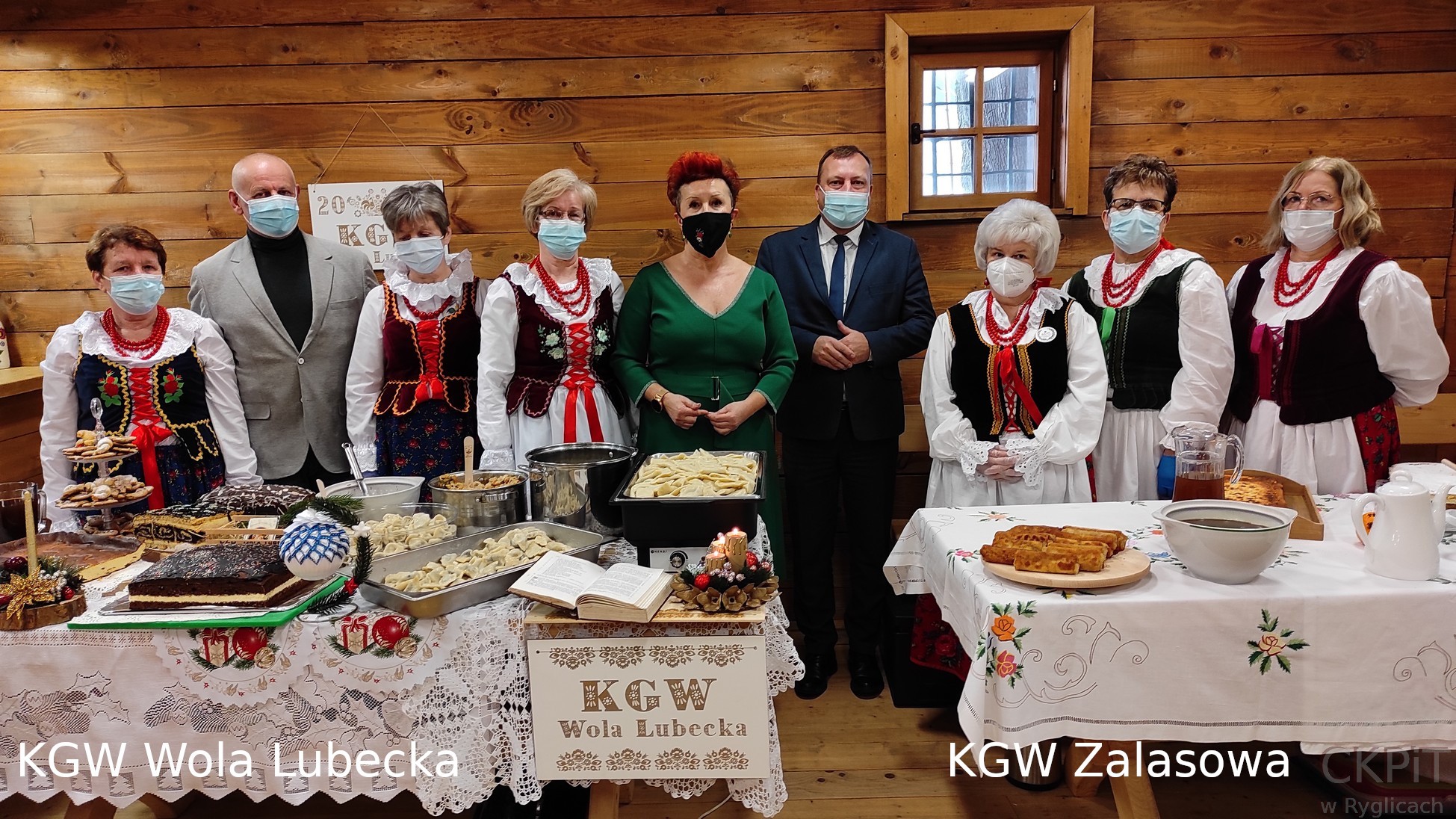 Stół wigilijny przygotowany przez KGW Lubcza