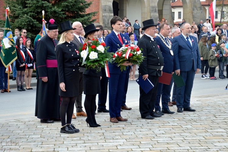 Uroczystości na Placu pamięci