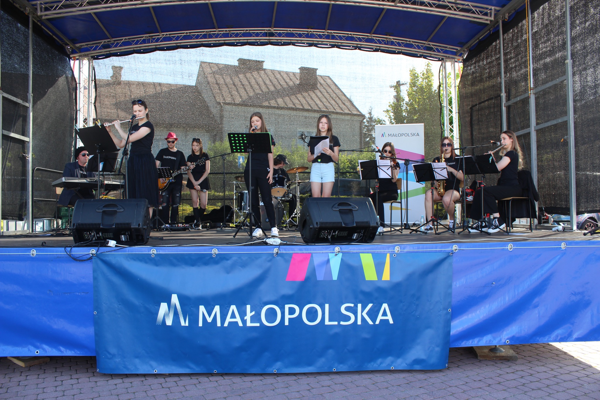 Występ zespołu Familia