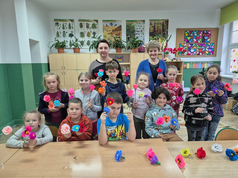 Uczestnicy zajęć plastycznych