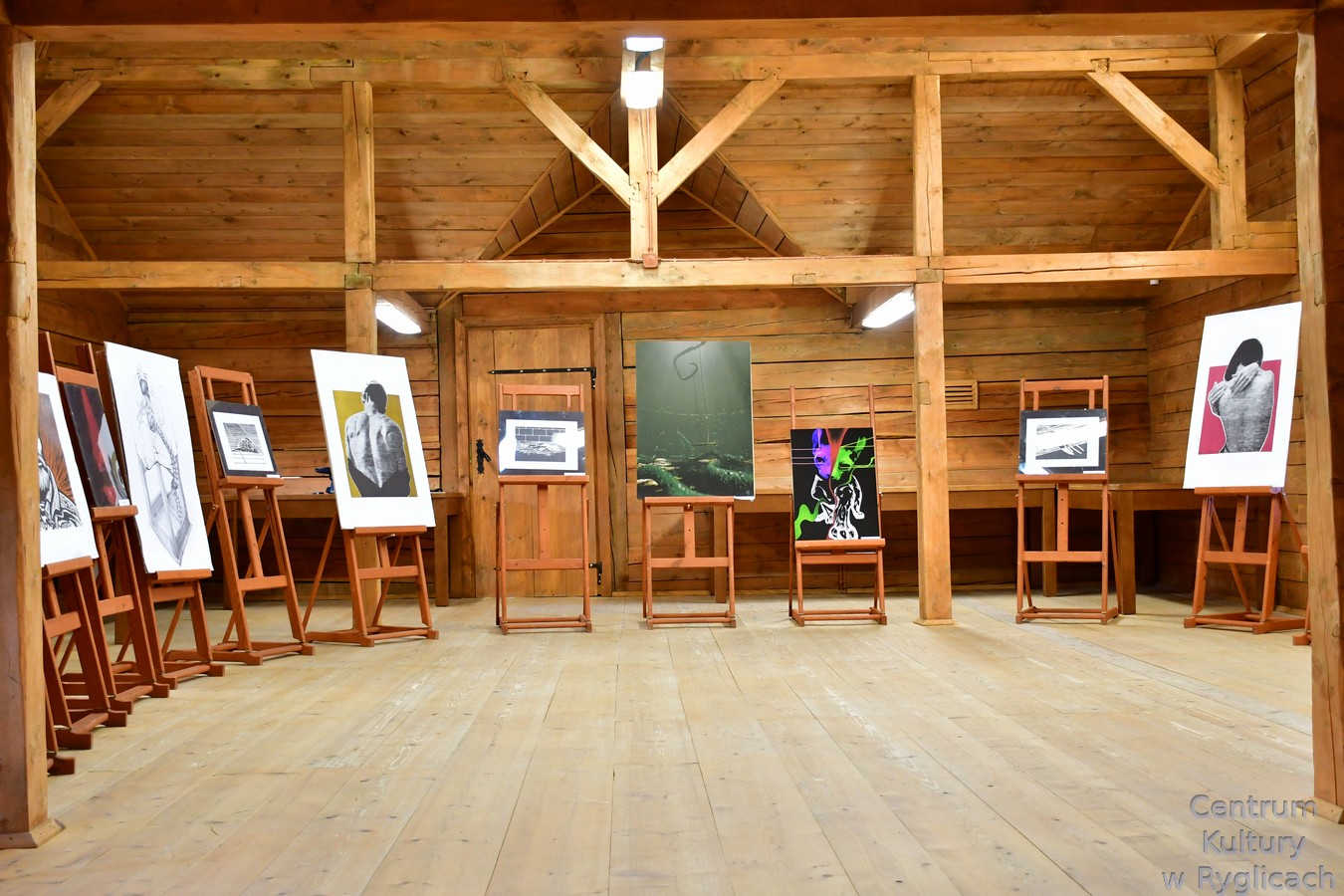 Fragment wystawy prac studentów