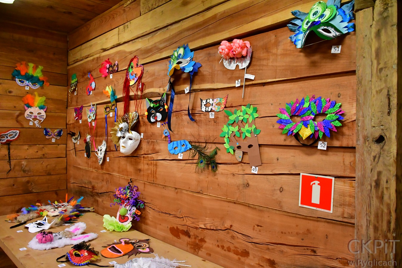 Wystawa masek karnawałowych - drugi fragment wystawy
