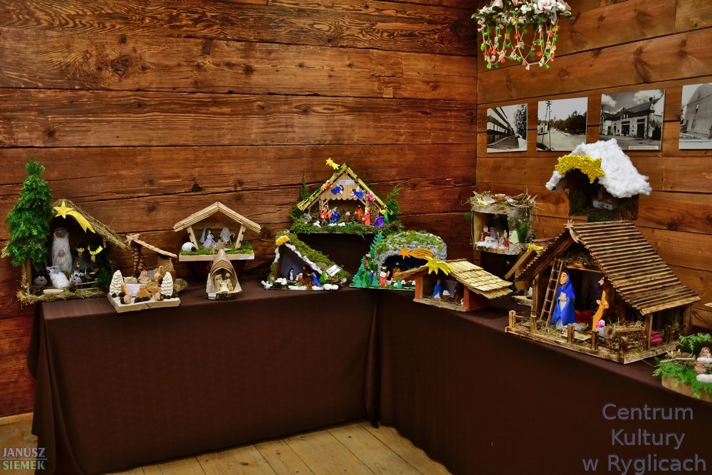 Fragment wystawy szopek
