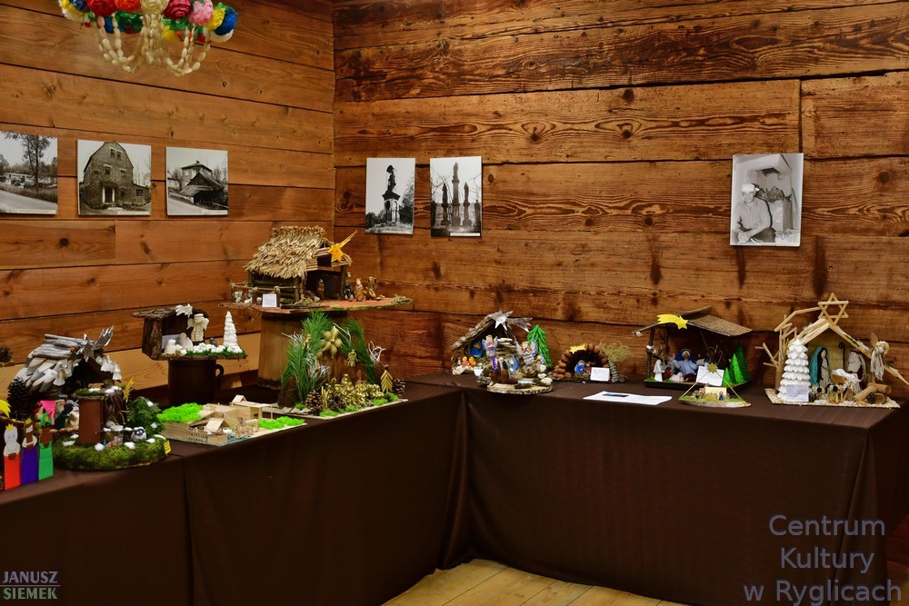 Fragment wystawy szopek
