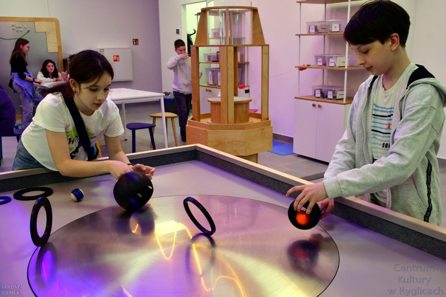 Uczestnicy podczas otwarcia strefy SOWA