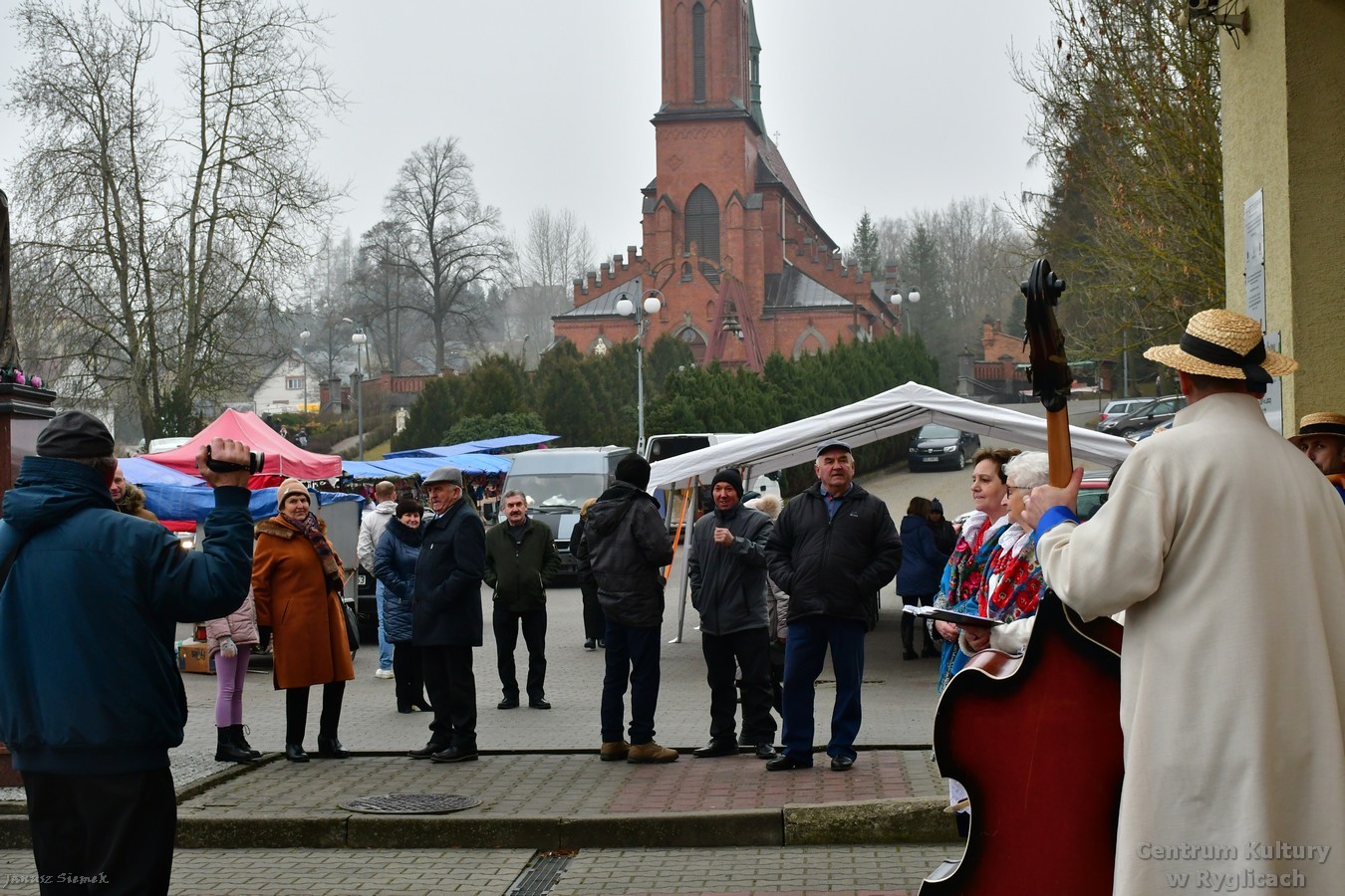 Część wstępna imprezy na placu