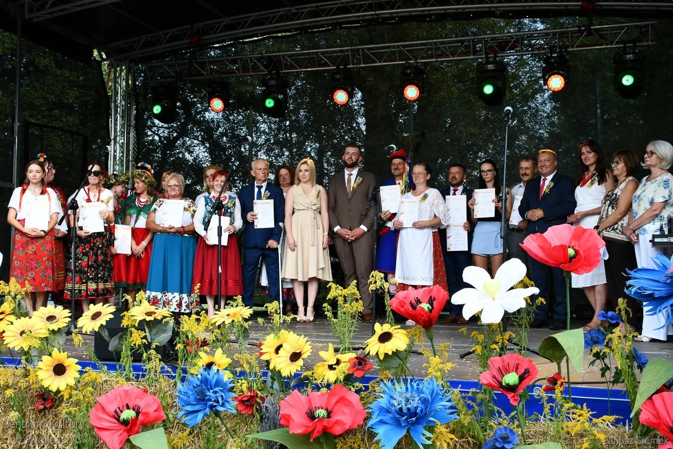 Gminny konkurs wieńca dożynkowego